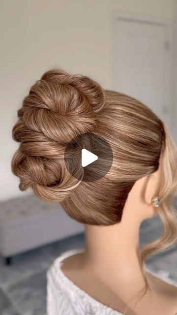 ATLANTA GA BRIDAL HAIRSTYLIST & EDUCATOR on Instagram: "Let create this #trending high winter bun using @number4haircare Styling products ✨ I have some video with a similar look, but created with different techniques, I really loved the end result of this one I hope you too! For a clean but with a little bit of texture look I love to use the “Texture Styling Crème” and to secure and seal everything in place I love to use the “Non Aerosol Hai Spray” All products using in this video available at @number4haircare Use code SANDI15 before checkout @number4haircare #N4partner #trendinghairstyles #trendinghairdo #highbunhairstyle #windergahairstylist #athensgahairstylist" Updos For Wedding, High Updo Wedding, Wig Updo, Hair Bun Styles, High Updo, Short Fade Haircut, Bridal Hairstylist, High Bun Hairstyles, Big Bun Hair