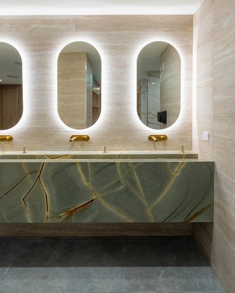 Feast your eyes on this bathroom vanity! The exceptional work of @custom_stone_solutions for @emf_brisbane premium gym using our striking Imperial quartzite. What a result 👏🏼👏🏼👏🏼 Stonemason: @custom_stone_solutions Flooring: @graytiling Media: @milkymedia #luxurybathrooms #bathroomdesign #naturalstonesupplierbrisbane #marbleslabs #quartzite #quartzitevanities #customstonesolutions #finestonegraniteandmarble #customvanities #luxurygym Natural Stone Bathroom, Luxury Gym, Stone Bathroom, Marble Slab, Luxury Bathroom, Brisbane, Your Eyes, Bathroom Design, Natural Stones