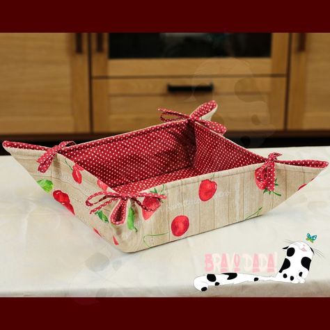 Diy Fabric Bread Basket, Sewing Bread Basket, Bread Basket Pattern, Quilted Bread Basket Free Pattern, Bread Basket Sewing Pattern, Fabric Bread Basket, Bread Basket Ideas For Table, Bread Basket Diy, Bread Basket Ideas