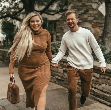 Both these looks are perfect for fall and the holidays plus this dress is so comfy! #holidaylook #nordstrom #coupleoutfits #holidays #hisandhers Couple Pose Plus Size, Plus Size Couples Photography, Plus Size Couple Poses, Plus Size Couples Goals, Plus Size Couple Photoshoot, Fall Couples Outfits, Plus Size Couples, Fall Couple Outfits, Christmas Dressing