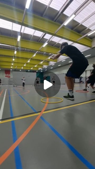 Thomas Vlaminck on Instagram: "⭕️ Hula Hoop Fun ⭕️ . . . . #physicaleducation #physedgames #physed #physicaleducationclass #physicaleducationteacher #warmupgames #warmup #peteacher" Hula Hoop Obstacle Course, Hula Hoop Games, Kids Obstacle Course, Warm Up Games, Education Games, Physical Education Teacher, Pe Games, Pe Teachers, Physical Education Games