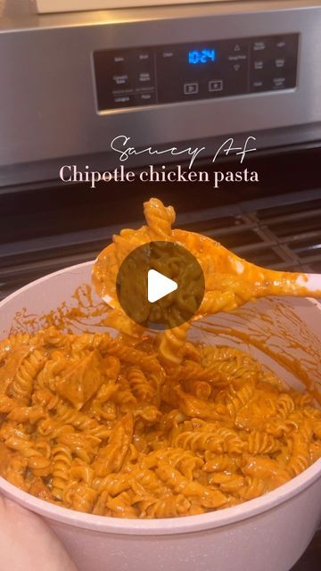 6.6K views · 1.2K likes | Kathy on Instagram: "Long awaited chicken chipotle pasta, MY WAY 💕" Chipotle Spaghetti Recipes, Chipotle Pasta Recipes, Pasta Con Chipotle, Chicken Chipotle Recipe, Chipotle Shrimp Pasta, Pasta Al Chipotle, Creamy Chipotle Pasta, Chipotle Chicken Pasta, Chipotle Pasta