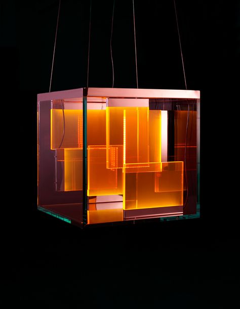 Giolight, for Gallery Roberto Giustini & Partners, 2007  Grawunder’s… Interaktives Design, Blitz Design, Diy Pendant Light, I Love Lamp, Luminaire Design, Light Installation, Chandelier Pendant Lights, Light Art, Lamp Design