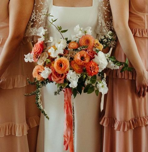 Fall Poppy Bouquet, Peachy Orange Wedding Flowers, Rust Orange Bridal Bouquet, Sunset Terracotta Wedding Flowers, Fall Bouquet Bridesmaid, Muted Sunset Wedding, Burnt Orange Wedding Florals, Burnt Orange And Peach Wedding, Burnt Orange Spring Wedding