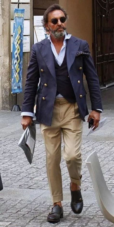 Italian Mens Fashion, Older Mens Fashion, Mens Fashion Blazer, Mens Fashion Smart, Sharp Dressed Man, Mens Fashion Suits, Well Dressed Men, Gentleman Style, Suit Fashion