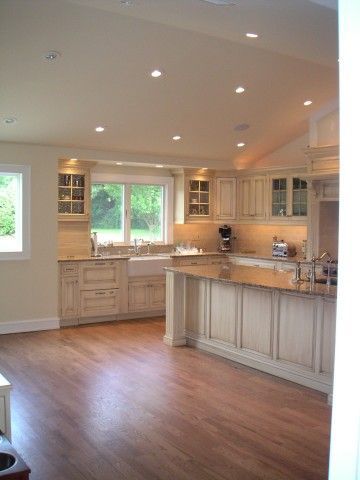 vaulted kitchen ceiling with transom window above sink | Kitchen Lighting Vaulted Ceiling Recessed Lighting Bedroom, Sloped Ceiling Lighting, Vaulted Kitchen, Recessed Lighting Layout, Vaulted Ceiling Lighting, Vaulted Ceiling Kitchen, Track Lighting Kitchen, Best Kitchen Lighting, Transom Window