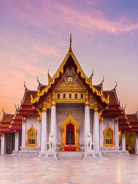 Asia Places, Temple Thailand, Thai Design, Bangkok City, Temple Architecture, Thai Art, Frame Background, Thai Recipes, Luxury Retail