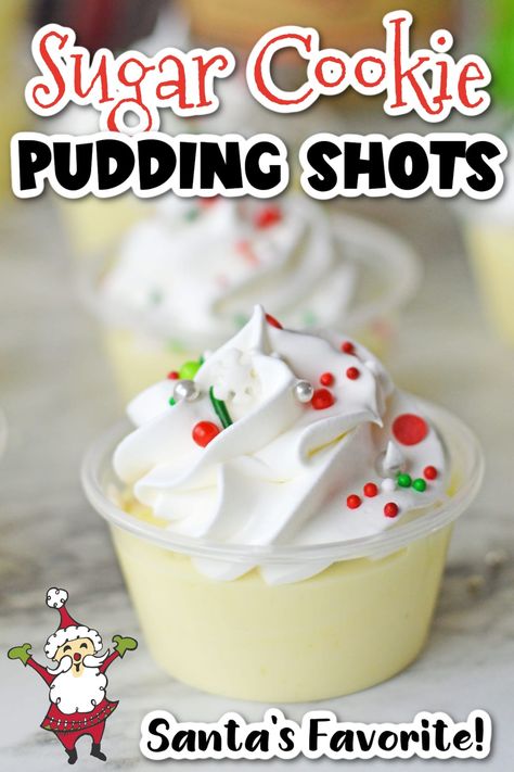 Sugar Cookie Jello Shots, Christmas Jello Shots, Cookie Pudding, Pudding Shot Recipes, Jello Pudding Shots, Christmas Sugar Cookie, Christmas Drinks Recipes, Cookie Shots, Christmas Shots