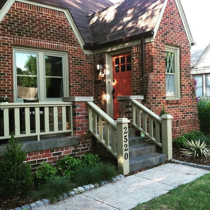 Front Door Colors for Brick Houses Red Brick Cottages, Small Brick Home Exterior, Bright Exterior House Colors, Brick Cottage Exterior, Red Brick Front Porch, Colored Front Door, Brick House Trim, Red Brick Cottage, Brick House Front Door Colors