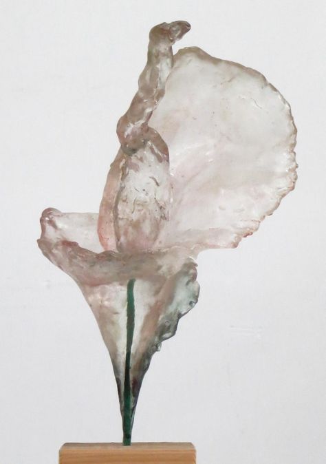 Howard Kalish Abstract Sculpture: Shell Dance Xv (Lily) 2008 Lily Sculpture, Flower Sculptures Installation, Lotus Installation Art, Arts And Crafts Bathroom, Lotus Sculpture, Jade Sculpture Chinese, Do It Yourself Crafts, Abstract Sculpture, Pale Pink