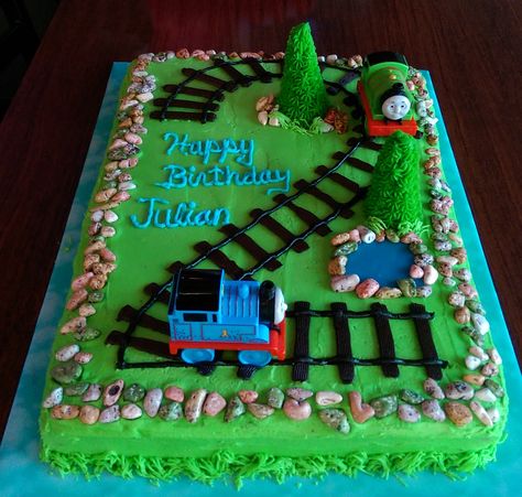 Thomas The Train Sheet Cake Ideas, Thomas The Train Cake 3rd Birthday, 3 Train Cake, Cakes With Trains, Easy Diy Train Cake, Thomas The Train Sheet Cake, Train Birthday Cake Diy, Train Cake Decorating Ideas, Thomas Train Cake Ideas