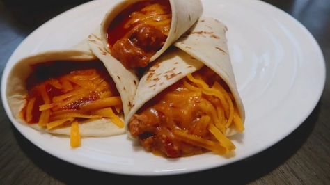 Chilli Cheese Burrito Taco Bell, Copycat Taco Bell Chili Cheese Burrito, Taco Bell Chili Cheese Burrito Recipe, Chili Cheese Burrito Recipe, Chili Cheese Burrito Taco Bell, Cheese Burrito Recipe, Meat Pockets, Chili Cheese Burrito, Taco Bell Copycat