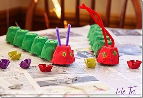 Egg Carton Caterpillar, Egg Carton Craft, Carton Craft, Hungry Caterpillar Craft, Spring Crafts Preschool, Caterpillar Craft, Egg Carton Crafts, The Very Hungry Caterpillar, Crafty Kids