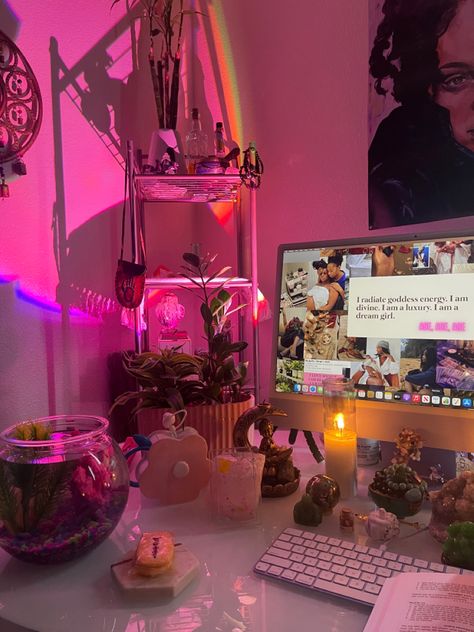 @bindiaarie Pink Witchy Room, Pink Hippie Room, Crystal Room Ideas, Pink Hippie Aesthetic, Spiritual Bedroom Aesthetic, Pink Spiritual Aesthetic, Hippie Room Inspo, Spiritual Bedroom, Baddie Room