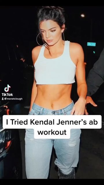 Ab Line Workout, Kendall Jenner Ab Workout, Ab Line, Kylie Jenner Workout, Kendall Jenner Workout, Hard Ab Workouts, Celebrity Workout Routine, Workout Program Gym, Lower Belly Workout