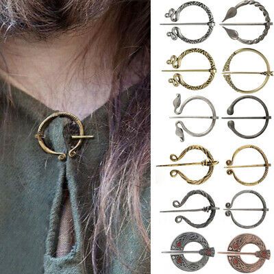 Cloak Pin, Medieval Cloak, Viking Belt, Medieval Clothes, Jacket Pins, Silver Gold Jewelry, Animal Brooch, Jewelry Pins, Pin Pendant