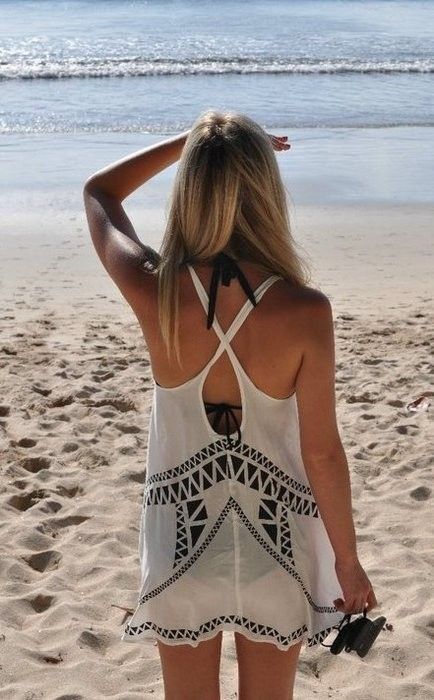 VACATION FIX! A cute feminine beach cover up would be lovely Cute Coverups, Estilo Hippy, Beach Wear Outfits, Mode Boho, Bohol, Wearing Clothes, Fashion Mode, Looks Style, Mode Inspiration