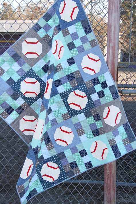 Baseball Quilt Pattern, Baseball Quilt, Football Quilt, Baseball Fabric, Sports Quilts, Fabric For Quilting, Cute Sewing Projects, Baby Quilt Patterns, Baby Boy Quilts