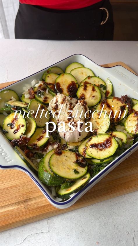 Instagram Carleigh Bodrug, Summer Recipe, Lemon Pasta, Easy Summer Meals, Zucchini Pasta, Pasta Lover, One Pan, Easy Summer, On Repeat