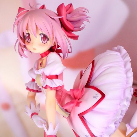 Kawaii Culture, Mahō Shōjo Madoka Magica, South California, Moe Anime, Mahō Shōjo, Kawaii Core, Anime Figurines, Figure Poses, Puella Magi Madoka Magica