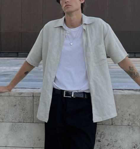 Streetwear
Baggy
Old money 
Shirt College Party Outfit, Indie Fashion Men, Short Sleeve Shirt Outfit, Linen Shirts For Men, Men Summer Casual, Party Outfit College, Casual Dress Shirt Men, Jeans Outfit Men, Short Sleeve Linen Shirt