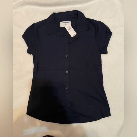 Old Navy Short Sleeve Navy Blue Blouse For Girls Size 6-7 New With Tags Simple Basics Outfit, Fitted Blouse Outfit, Navy Blue Button Up, Hostess Outfit, 6th Form Outfits, Sleeve Shirt Outfit, Nanny Outfit, Sixth Form Outfits, Navy Blue Shirt