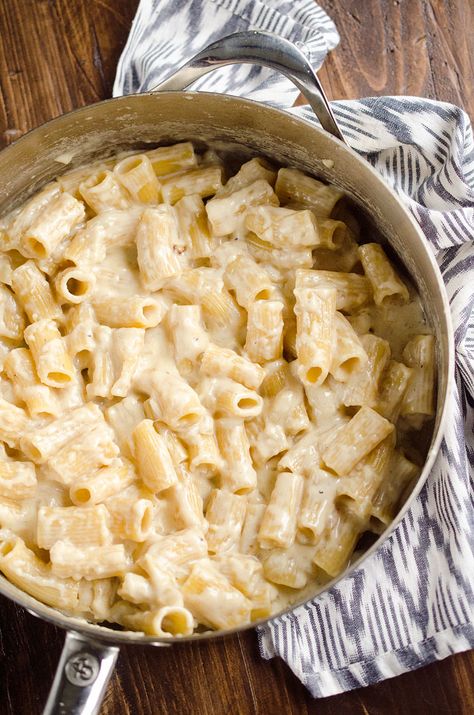 One-Pot Homemade Alfredo Rigatoni Alfredo Rigatoni, Fire Meals, Rigatoni Pasta Recipes, Rigatoni Recipes, Eggplant Parmigiana, Pasta Recipes Alfredo, Pasta Alfredo, Fun Dinner, Rigatoni Pasta