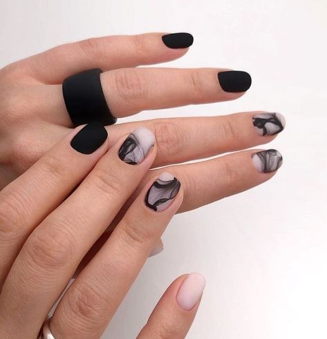 Gothic Nail Designs, Nail Designs Winter, Rock Star Nails, Rock Nails, Nail Designs Ideas, Minimal Nails Art, Mens Nails, Hippie Nails, Gothic Nails