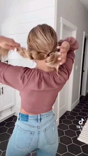 Cute Easy Updos For Medium Hair Casual, Simple Up Hairstyles Easy Updo, Updo Hairstyles Easy For Work, Simple Updo Hairstyles For Long Hair, Casual Hair Updos Easy, Easy Style For Long Hair, Easy Updo Casual, Easy Updo Braid, Low Easy Updo