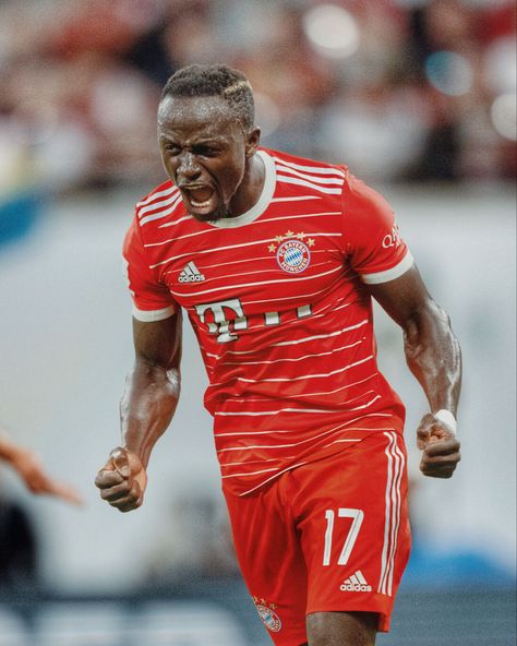 Sadio Mane Bayern, Mane Senegal, Bayer Munich, Sadio Mane, Football Wallpaper, Bayern Munich, Football Players, Sports Jersey, Soccer