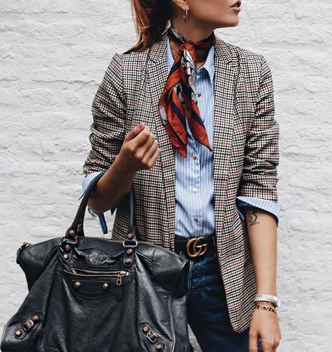 Plaid Blazer Outfit, Outfit Mit Blazer, Scarf Outfit, Winter Outfits For Work, Blazer Outfits, Plaid Jacket, 가을 패션, Plaid Blazer, Office Fashion