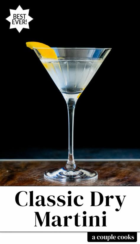 Here's how to make a classic dry martini: that crystal clear cocktail that oozes sophistication! Gin and vermouth are all you need for this iconic drink. #martini #drymartini #ginmartini #cocktail #cocktailrecipe #entertaining #party Dry Martini Recipe, Dry Gin Martini, Best Martini Recipes, Cocktails Made With Vodka, Gin Recipe, Japanese Cocktails, Cocktail Tools, Perfect Martini, A Couple Cooks