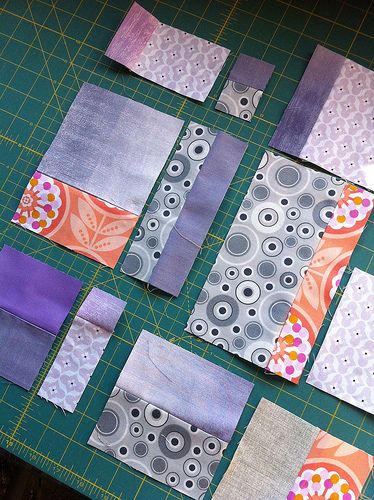 Tutorial: Random piecing | Saskatoon Modern Quilt Guild I Carly, Modern Quilting Tutorials, Bonnie Hunter Scrap Quilts, Strip Quilting, Baby Quilt Tutorials, Improv Quilts, Quilted Projects, Quilting Tutorial, Modern Quilting Designs