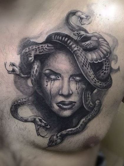 Medusa Tattoos: Meanings, Tattoo Designs & Artists Medusa Artwork, Mangas Tattoo, Zeus Tattoo, Medusa Tattoo Design, Medusa Art, Creepy Tattoos, Mythology Tattoos, Medusa Tattoo, Sketch Tattoo Design