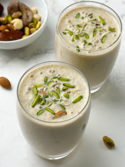 Dry Fruits Milkshake Recipe Fruit Milkshake Recipe, Fruit Shake, Fruit Milkshake, Autumn Drinks, Beautiful Recipes, Kid Recipes, Milkshake Recipe, Drink List, Kitchen Rules