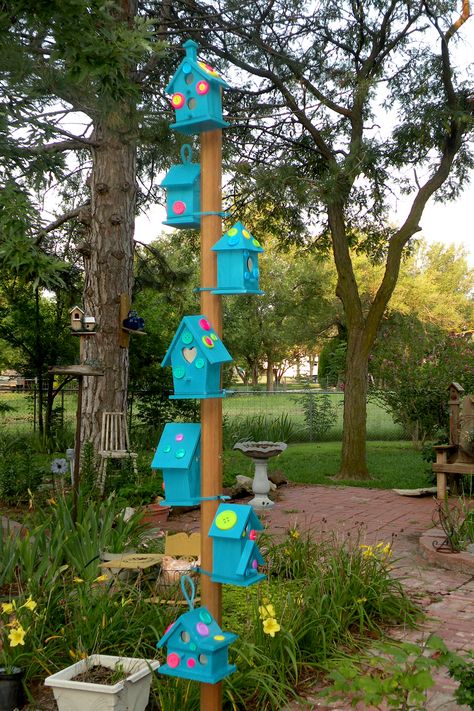 My new birdhouse pole!  Welcome little feathered friends :) Birdhouse Stand, Birdhouse Pole, Stone Pathway Ideas, Pathway Ideas, Homemade Bird Houses, Bird Houses Ideas Diy, Garden Birdhouses, Bird Houses Painted, Decorative Bird Houses