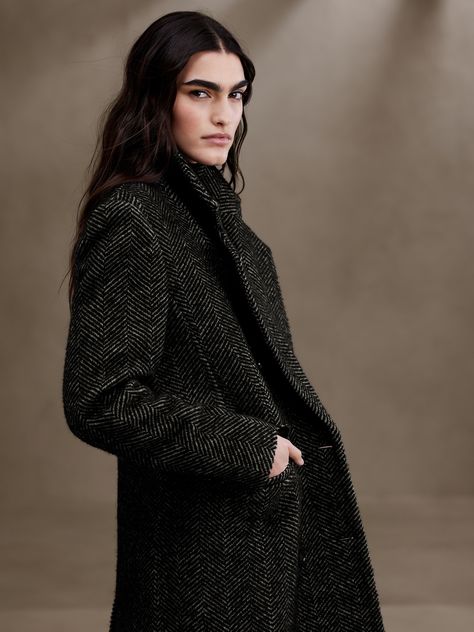 Cortazar Herringbone Coat | Banana Republic Pea Coat Women, Coat Over Blazer, Tweed Coat Women, Wool Coats, Herringbone Wool Coat, Sherlock Coat Women, Zara Herringbone Coat, Brown Herringbone Coat, Classic Wool Coat With Herringbone Pattern