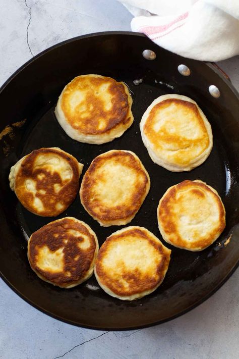 Pan Fried Biscuits, How To Make Canned Biscuits Better, Stove Top Biscuits, Fried Biscuits Recipe, Fried Canned Biscuits, Using Canned Biscuits, Fried Biscuits, Grands Biscuits, Frozen Biscuits