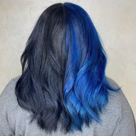 Best Blue Hair Dye, Blue Hair Dye, Midnight Blue Hair, Blue Hair Highlights, Half And Half Hair, Split Dyed Hair, Dyed Hair Blue, Blue Black Hair, Dark Blue Hair