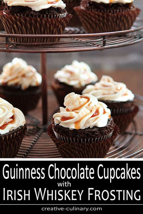 These Guinness Chocolate Cupcakes with Irish Whiskey Frosting drizzled with a caramel made from Bailey's Irish Cream would be the perfect sweet for an Irish get together. Bailey Irish Cream Cupcakes, Chocolate Guinness Cupcakes, Guinness Cupcakes Baileys Frosting, Irish Carbomb Cupcakes, Chocolate Whiskey Cupcakes, Irish Cupcakes St Patrick's Day, Irish Whiskey Desserts, Guiness Cupcakes, Whiskey Frosting