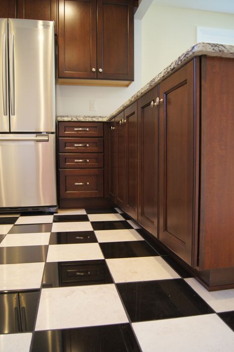 Kitchen has classic marble floors Checkard Floor Kitchen, Cherry Wood Cabinets, Crib Ideas, Checkerboard Floor, Marble Floors, Cherry Kitchen, Cherry Cabinets, Air Bnb, Kitchen Redo