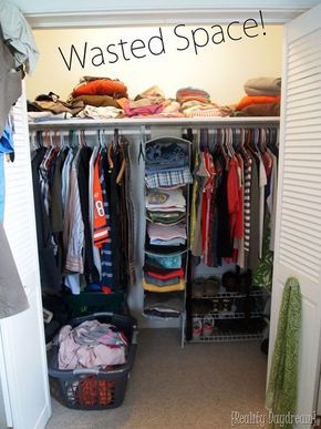 Those builder-basic closets with a single shelf are wasting SO MUCH SPACE. Above AND on the sides! Come see how to customize your closets with DIY Shelves to maximize storage! {Reality Daydream} Small Closet Makeover, Custom Closet Shelving, Diy Custom Closet, Closet Transformation, Closet Redo, Closet Shelving, Organizar Closet, Closet Diy, Organized Closet