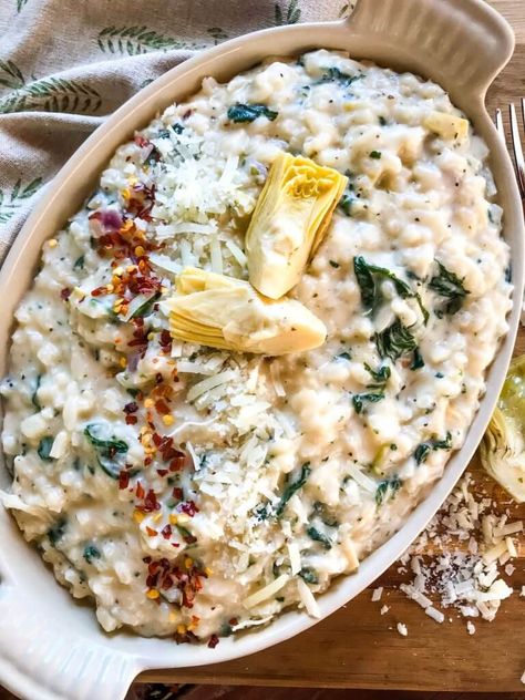 Cheesy Rice Recipes, Risotto Recipes Vegetarian, Artichoke Risotto, Spinach Artichoke Recipes, Italian Side Dish, Meal Vegetarian, Vegetarian Risotto, Italian Side Dishes, Italian Side