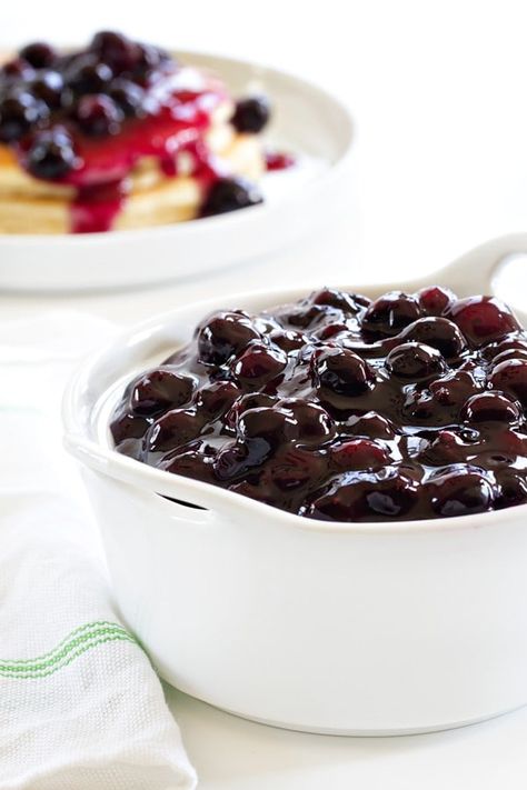 Homemade Blueberry Sauce comes together in just a few minutes. Try a spoonful with your morning yogurt or poured over a stack of pancakes for a delicious treat! Perfect Scones, Blueberry Syrup Recipe, Blueberry Sauce Recipe, Cheesecake Toppings, Carlsbad Cravings, Blueberry Compote, Blueberry Syrup, Toast Casserole, Blueberry French Toast