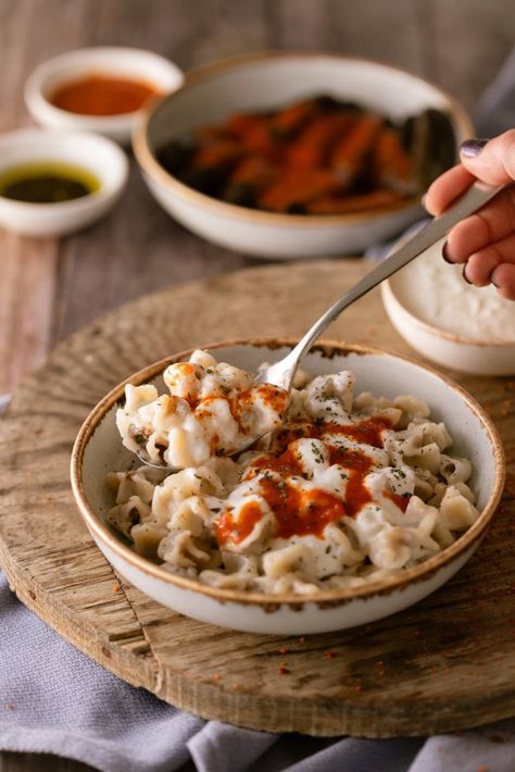 Turkish Ravioli With Minced Meat, Mother's Style: Gourmet Manti With a Taste That Disperses in the Mouth Once Kneaded. - Etsy Turkey Turkish Ravioli, Snack Items, Minced Meat, Living Food, Ravioli, Healthy Recipes, Meat, Snacks, Ships