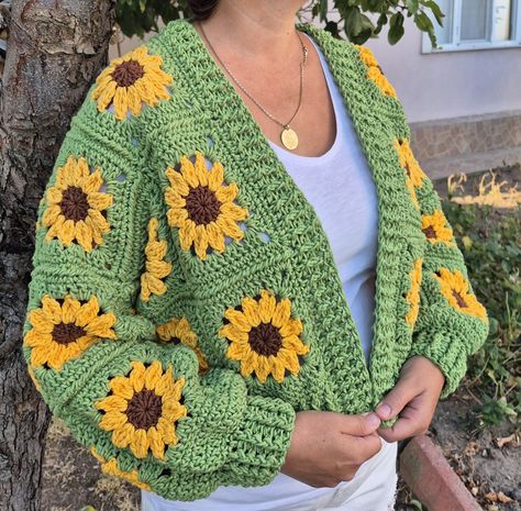 Flower Crochet, Crochet Cardigan, Daisy Flower, Crochet Flowers, Cardigans, Daisy, Crochet Patterns, Sewing, Crochet