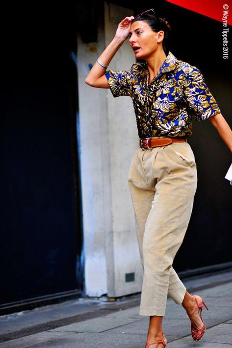 London – Giovanna Battaglia Gio Battaglia, Statement Blouse, Giovanna Battaglia, Casual Chique, Style Muse, Elegante Casual, September 19, Milan Fashion Weeks, Style Crush