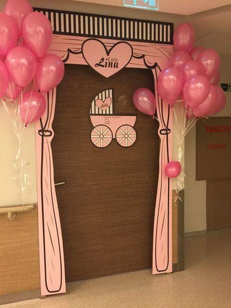 Baby Shower Decorations At Home, Blush Baby Shower Decor, Baby Door Decorations, Baby Announcement Hospital, Simple Baby Shower Decorations, Baby Door Wreaths, Blue Baby Shower Decorations, Indian Baby Shower Decorations, Safari Baby Shower Boy