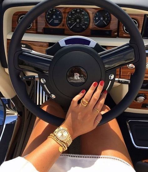 Luxury life on Instagram: “Fresh 🤍” Aventador Lamborghini, Бмв X6, Luxury Lifestyle Girly, Bentley Mulsanne, Luxury Lifestyle Fashion, Luxury Lifestyle Women, Rich Lifestyle, Luxury Lifestyle Dreams, Luxe Life