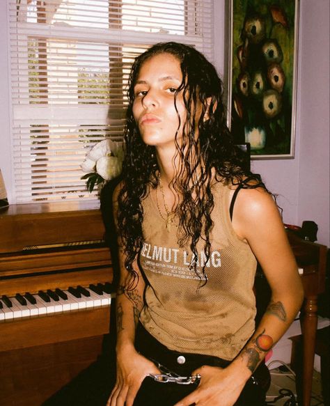 Rachelle Vinberg, 070 Shake, Funny Feeling, Y2k Outfits, Attractive People, Woman Crush, Street Style Looks, Lady And Gentlemen, Role Models